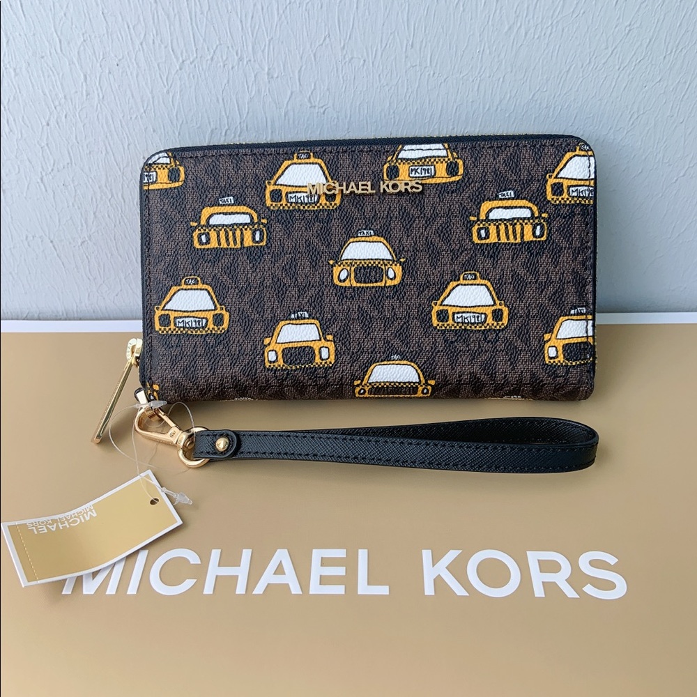 Michael Kors Taxi print wallet - Picture 3 of 16